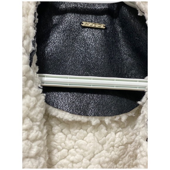 Aldo Vest - Picture 2 of 2